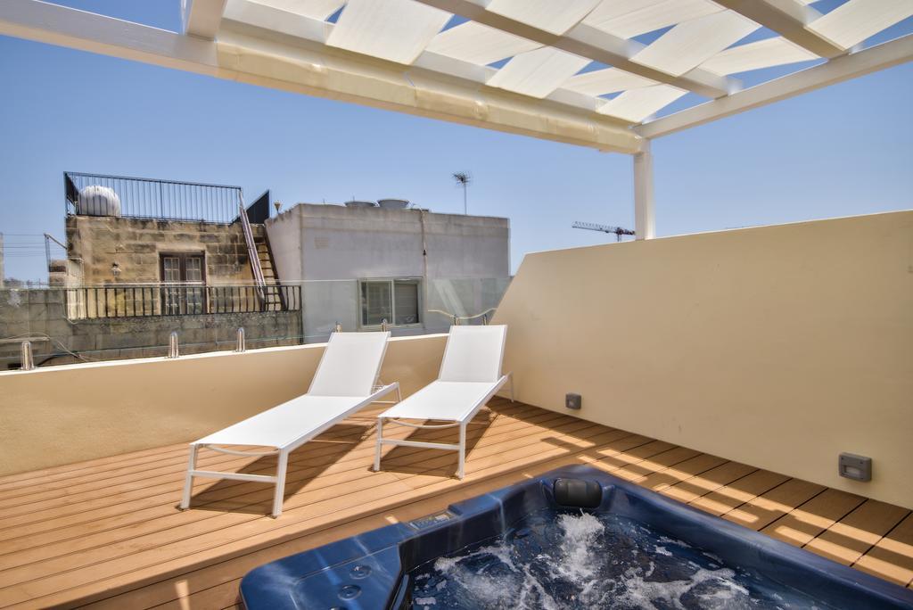 Amazing 4-Bedroom Sliema Town House With Jacuzzi 外观 照片